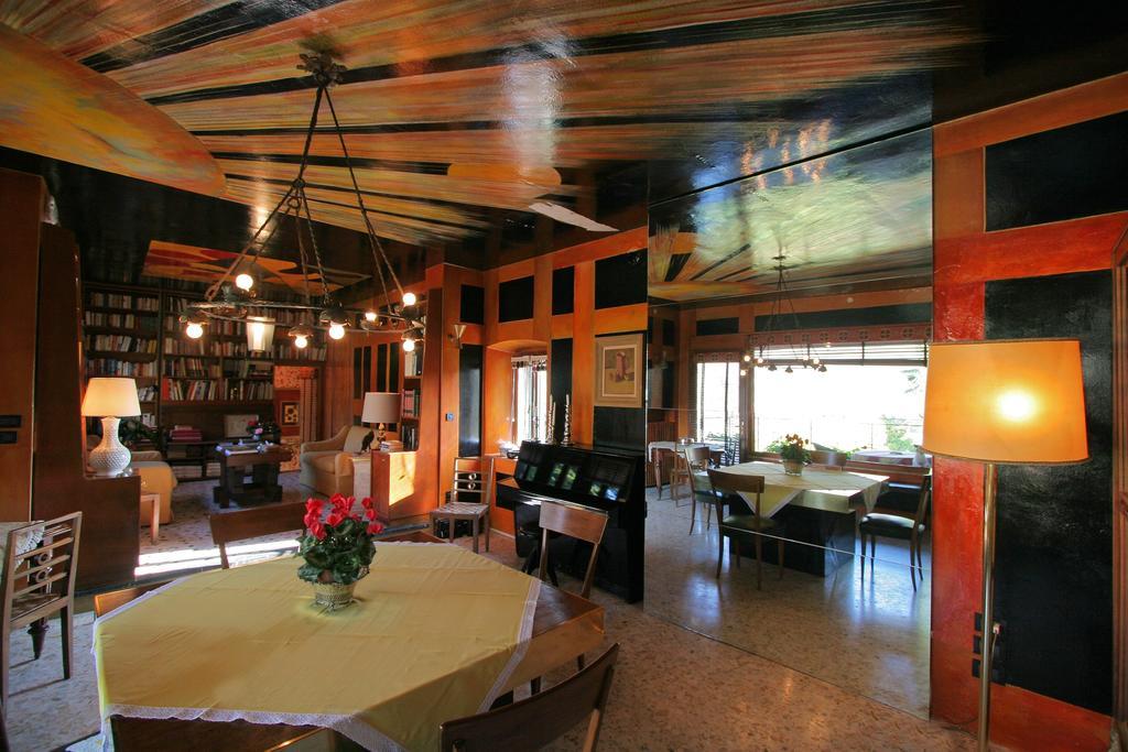 Castrum Di Serravalle Vittorio Veneto Room photo